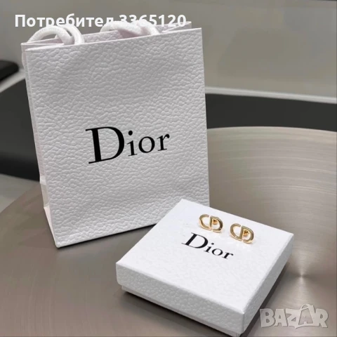 Обеци dior, снимка 2 - Обеци - 50497469