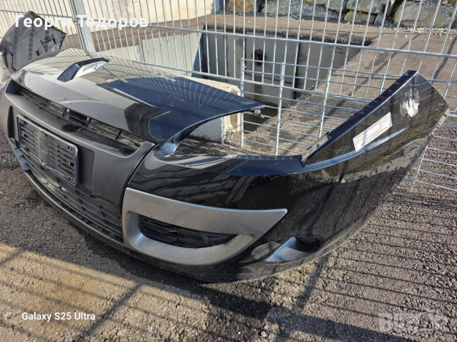 Предна броня Рено меган сценик, снимка 2 - Части - 53737707