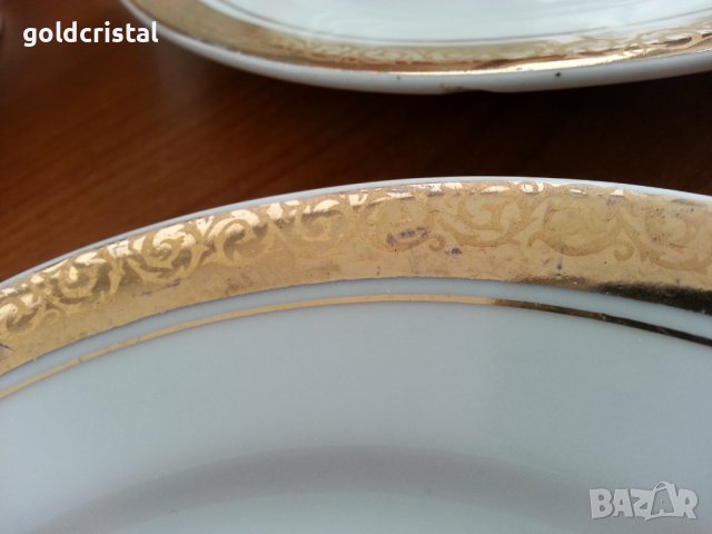Стар български порцелан чинии с златен кант , снимка 4 - Антикварни и старинни предмети - 39897654