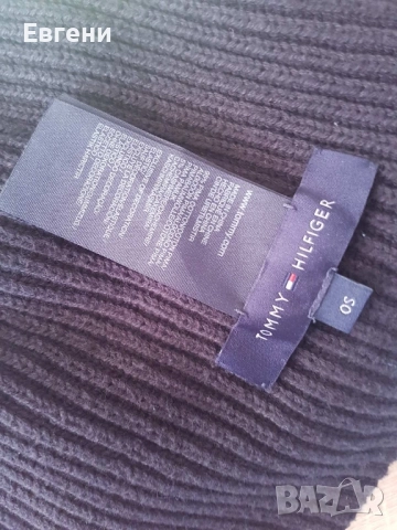 Шал Tommy Hilfiger, снимка 3 - Шалове - 52233238