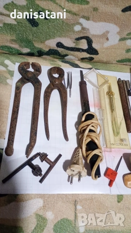 Стари инструменти, снимка 6 - Отвертки - 53406124