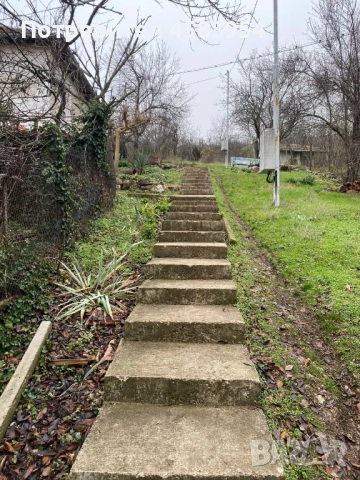 Къща на Дикисана в Ловеч, снимка 3 - Къщи - 52968470