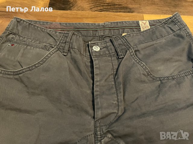 Намалени Tommy Hilfiger къси панталони мъжки кафяви, снимка 2 - Къси панталони - 40781130