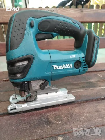 Акумулаторен прободен трион Makita DJV180