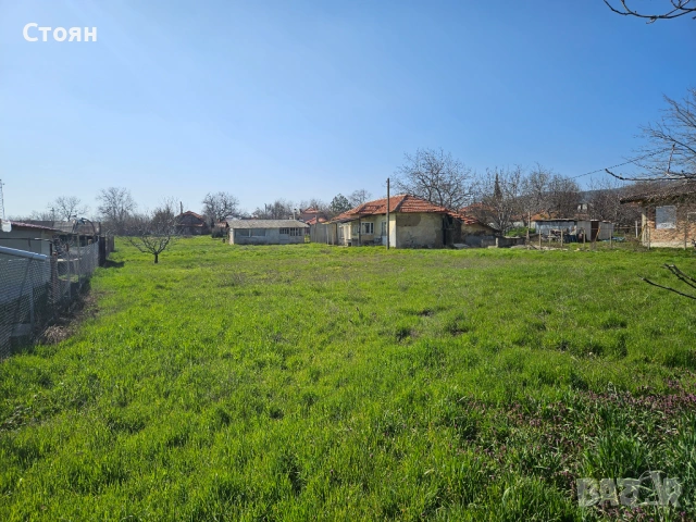 Полумасивна къща + стопанска постройка в 1824 кв.м парцел, снимка 7 - Къщи - 53822180