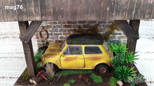 Макет-Diorama wooden shed Diecast 1/34 Мini cooper, снимка 4 - Колекции - 33823154