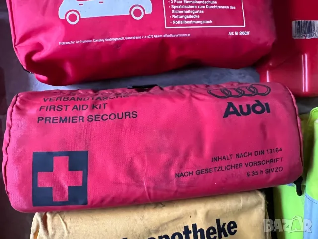 АВТО аптечки и триъгълници - AUDI , снимка 4 - Аксесоари и консумативи - 23010605