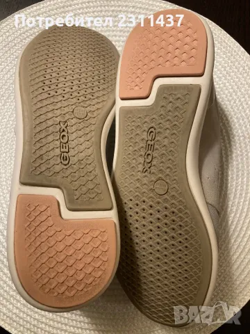 Обувки GEOX - Сникърси, снимка 7 - Дамски ежедневни обувки - 50181657