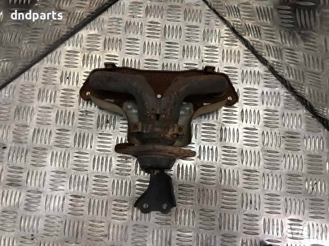 Изпускателен колектор Toyota Avensis, 1,6VVT-I, 110к.с., 2001г.