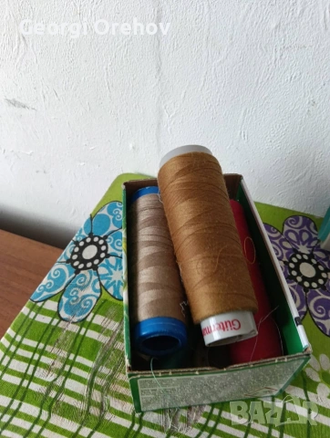 Шевна машина , оверлог маса за гладене ютия конци , снимка 3 - Други машини и части - 53638692