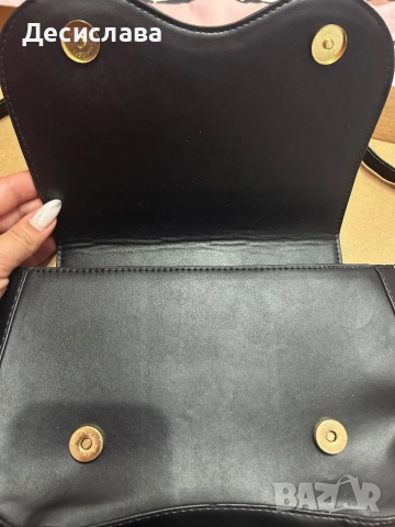 Чанта Karl lagerfeld, снимка 3 - Чанти - 52347174