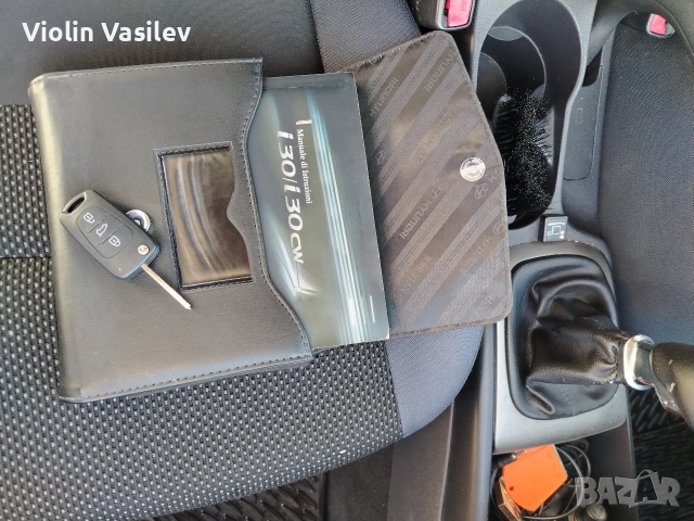 Hyundai i30 CW 1.4 16v , снимка 16 - Автомобили и джипове - 52943849