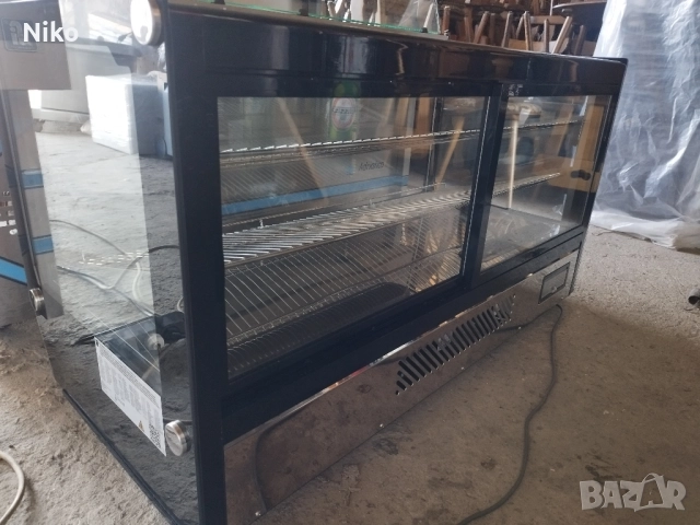 Хладилна витрина Metro Professional , снимка 9 - Хладилни витрини и фризери - 52480926