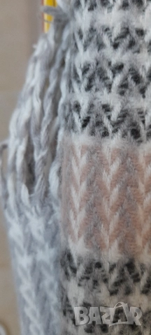 Дамски шал H&M, снимка 6 - Шалове - 52160497