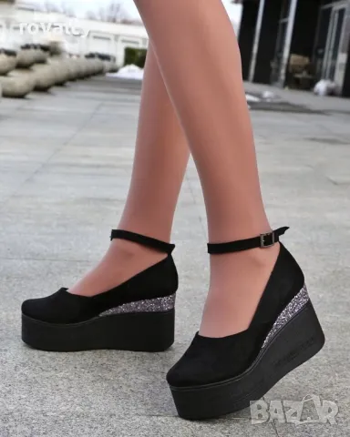 Обувки на платформа - черен велур и бронз брокат, снимка 2 - Дамски елегантни обувки - 49807576