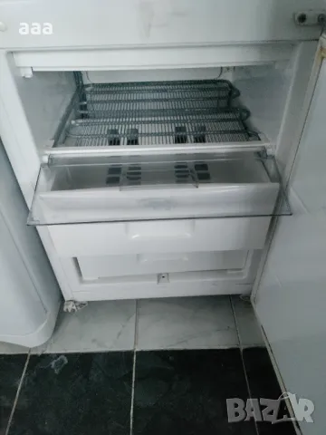 Хладилник с фризер Snaige RF360-4701A, снимка 3 - Хладилници - 48854637