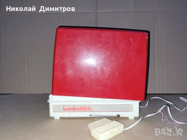 Малка шевна машина Singer Lockstitch, снимка 3 - Други машини и части - 53265387