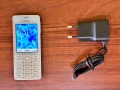 Nokia със бутони и зарядно - използвано, снимка 1