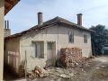 Бургас - Събаряне , почистване и заравняване на парцели дворове
