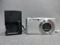 ЦИФРОВ ФОТОАПАРАТ RICOH CAPLIO R7 8.15MP CCD DIGITAL CAMERA Y2K DIGICAM, снимка 1