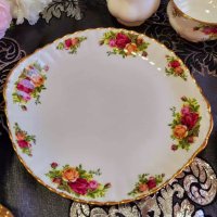 Сервиз Royal Albert Old County Rose , снимка 13 - Сервизи - 40665033