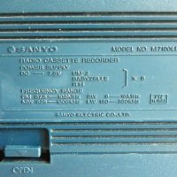 Мини стерео касетофон SANYO M7100LE, снимка 4 - Радиокасетофони, транзистори - 41897828