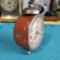 Стар Румънски Часовник Будилник Aradora, снимка 3 - Антикварни и старинни предмети - 44837505