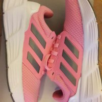 Оригинални маратонки Adidas , снимка 1 - Маратонки - 42449100