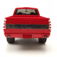 Chevrolet 3500 Crew Cab Silverado Pick Up 1997 - мащаб 1:18 Greenlight моделът е нов в кутия, снимка 5 - Колекции - 40190119