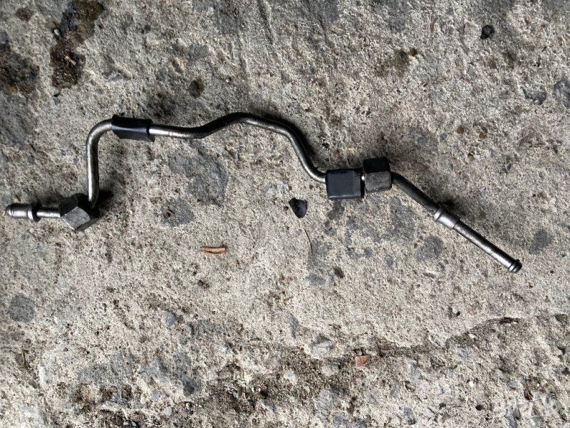 Тръбичка гориво v6 om642 mercedes benz горивопровод, снимка 1