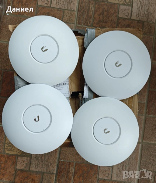Ubiquiti UniFi UAP-AC-EDU 1300Mbit/s access point, снимка 1