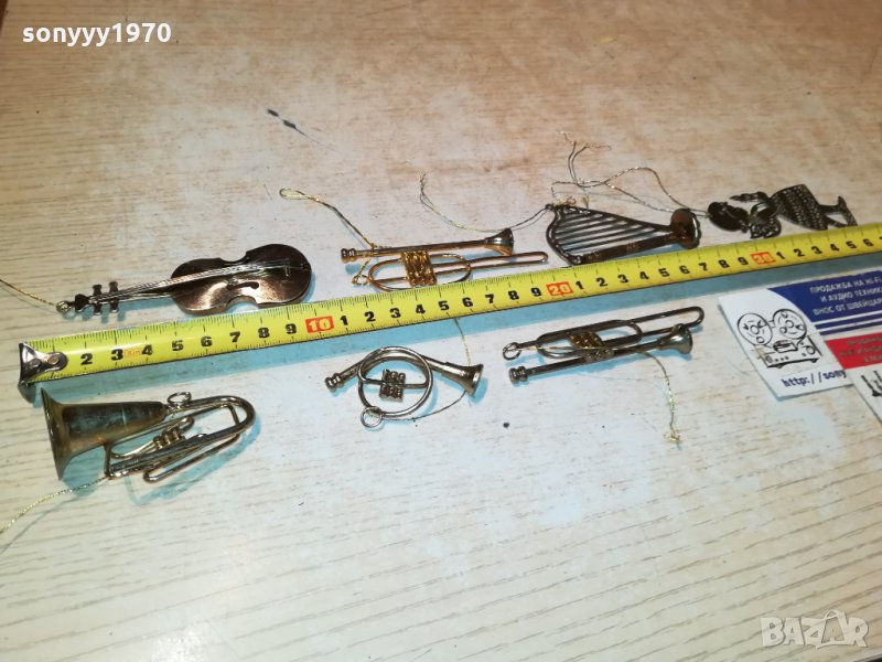 фигурки-музикални инструменти от англия 1111211418, снимка 1