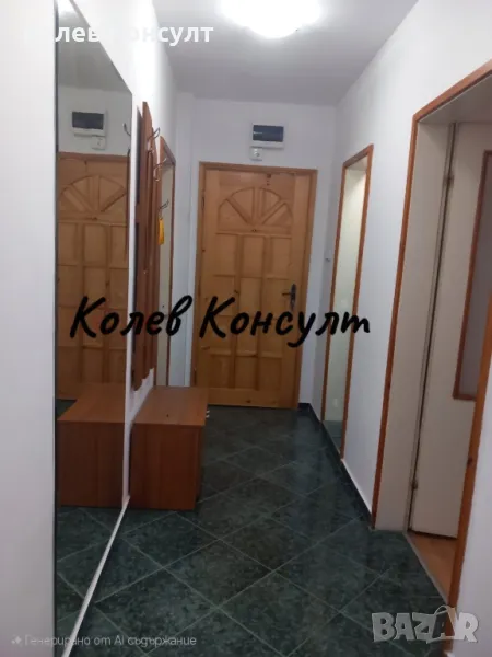 Продавам тристаен апартамент в град Хасково , снимка 1