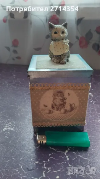 Стара кутия с  фигурка коте , снимка 1