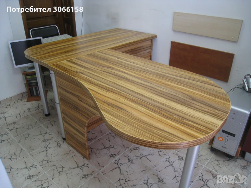 Бюра мострени, снимка 1