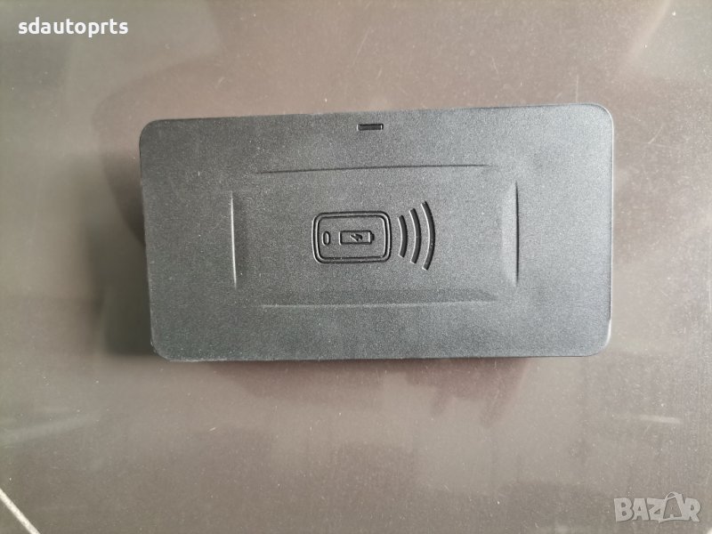 Безжично Зарядно WIfi Зарядна Станция BMW G20 G21 G30 G32 G05 G11 G14, снимка 1