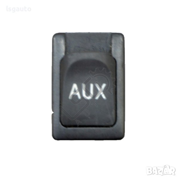 AUX извод Toyota Avensis III 2009-2015 ID:108174, снимка 1