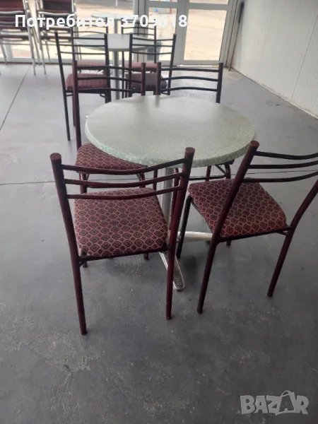 Продавам комплект маси и столове , снимка 1