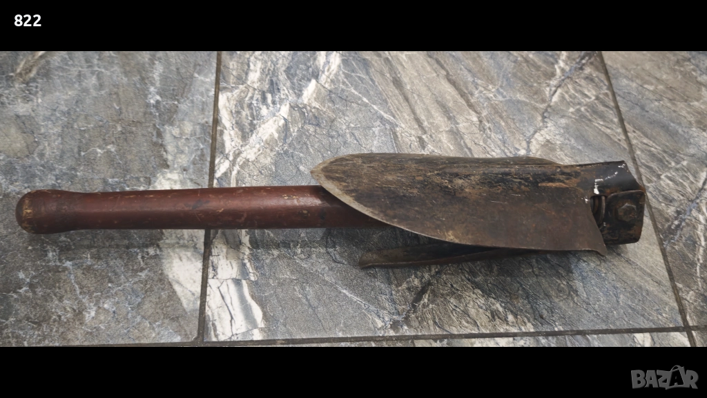 Военна сгъваема лопатка с кирка, снимка 1