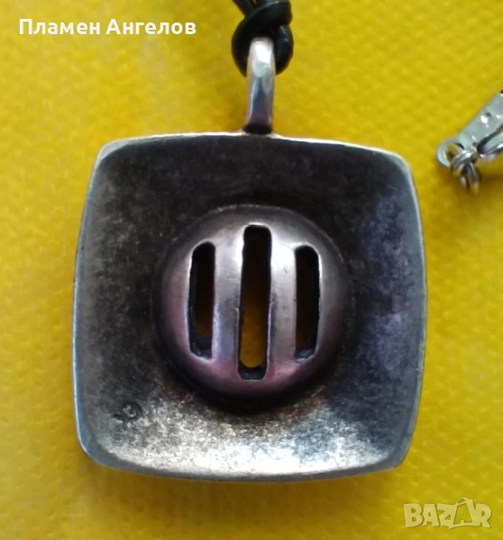 Посребрено арт винтидж колие,медальон., снимка 1