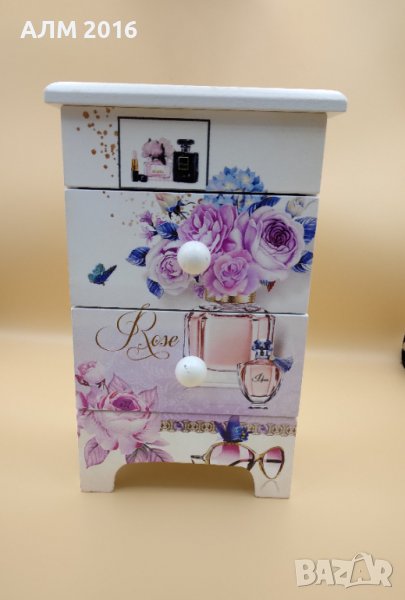 Бижутерка ,кутия за бижута , снимка 1