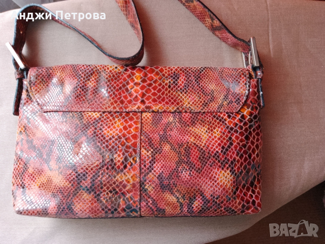 Страхотна нова италианска чанта от естествена кожа , снимка 7 - Чанти - 44665902