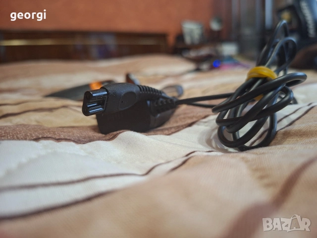 Зарядно за електрическа самобръсначка philips 15v, снимка 2 - Друга електроника - 53142751