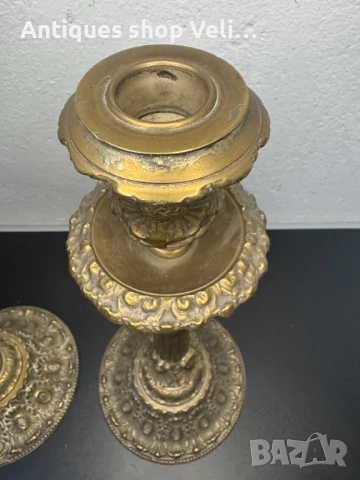 Чифт бронзови свещници №7058, снимка 5 - Антикварни и старинни предмети - 50700513