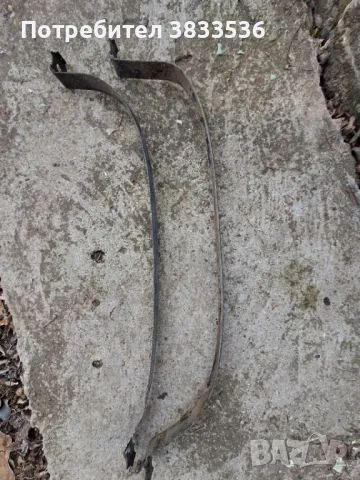 Скоби държащи резервоарът на Vw Golf / Jetta Mk2, снимка 2 - Части - 48929357