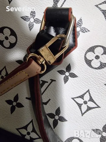 Louis Vuitton *Ефектен дизайн чанта-реплика , снимка 4 - Чанти - 48838399