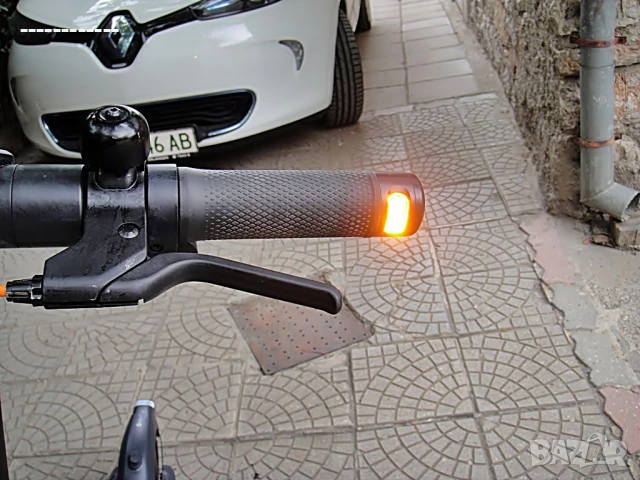 Електрическа тротинетка Segway Ninebot E2E Pro, снимка 8 - Скейтборд, ховърборд, уейвборд - 51217737