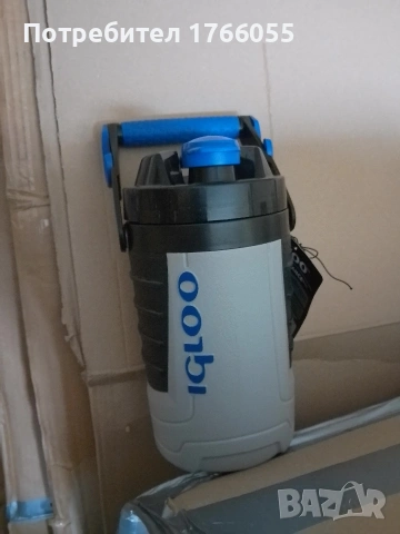 Igloo Proformance 1 Quart Water Jug в зелено и синьо, снимка 3 - Хладилни чанти - 53058194