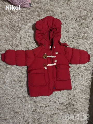 детско червено яке, снимка 2 - Детски якета и елеци - 52815468