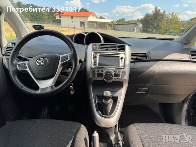 Продавам Toyota verso, снимка 7 - Автомобили и джипове - 52796950